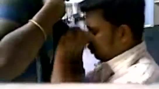 TAMIL VILLAGE GIRL SEX WITH BOSS IN MOBILE SHOP